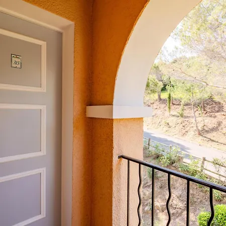 Le Hameau De Cap Esterel - Maeva - Vue 2 Pieces 4 Personnes - Prestige - Super Mae-1861 Апартаменты *
